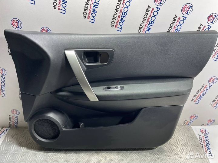 Обшивка двери Nissan Qashqai+2