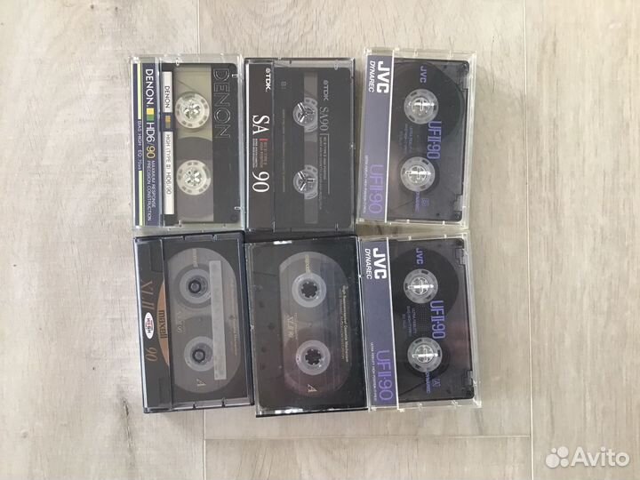 Аудиокассеты с записью