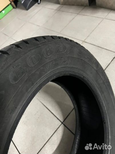 Goodyear UltraGrip 20.5/60 R16