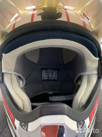 Шлем кроссовый новый