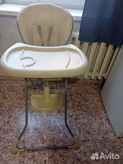 Стульчик для кормления