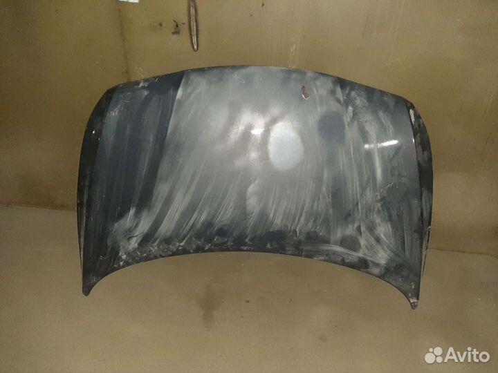 Hyundai Solaris капот