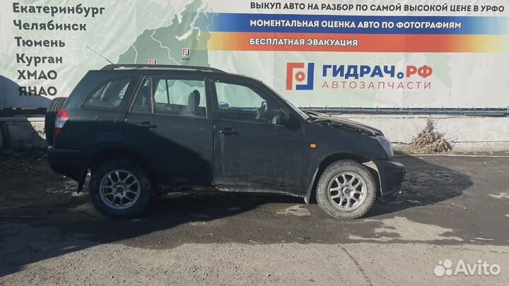 Накладка стекла заднего правого Chery Tiggo T11 T116203220