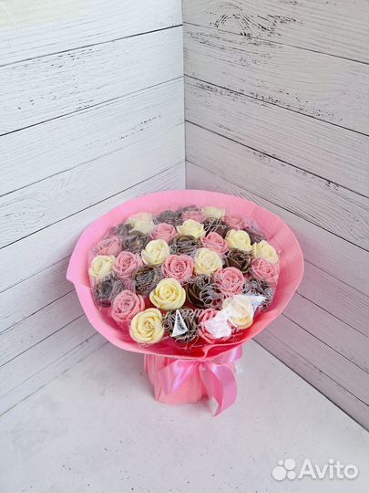 Шоколадные букеты, наборы, плитки