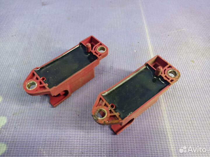 Датчик удара Volkswagen/Skoda