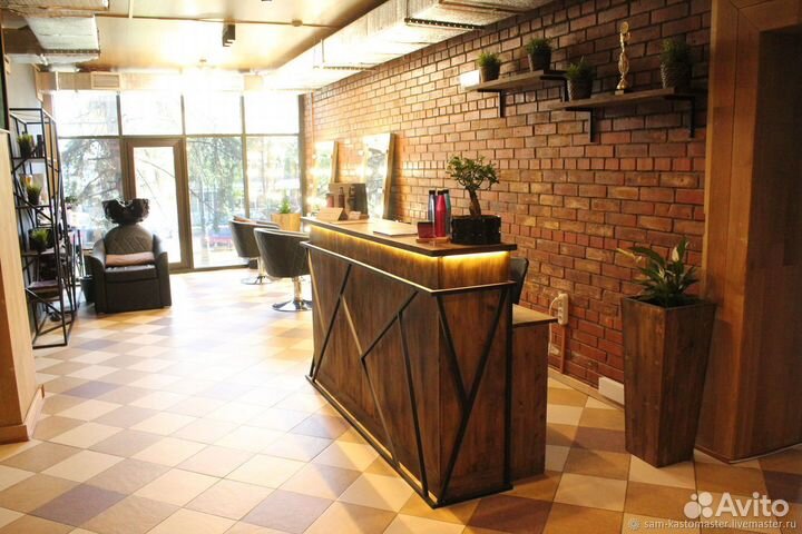 Стойка ресепшн на заказ