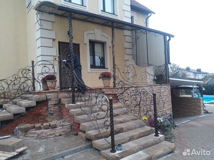 Крыльцо.перильное ограждения