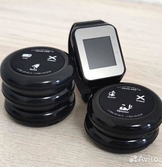 Кнопка вызова персонала и часы пейджер официанта