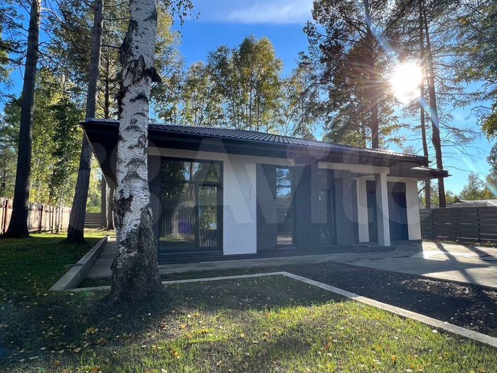 Дом 180 м² на участке 9 сот.