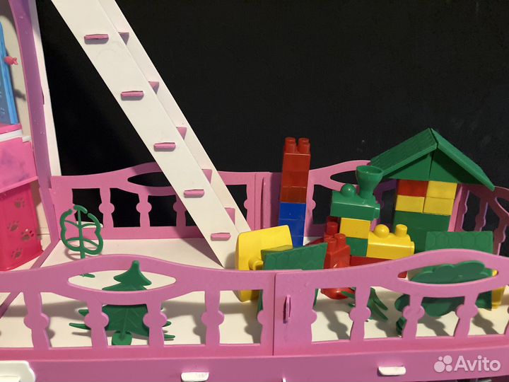 Домик кукольный