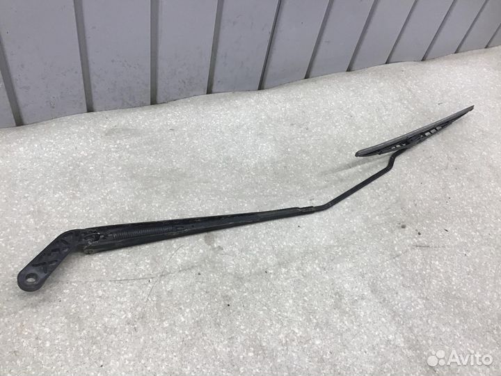Поводок стеклоочистителя передний правый Peugeot 2