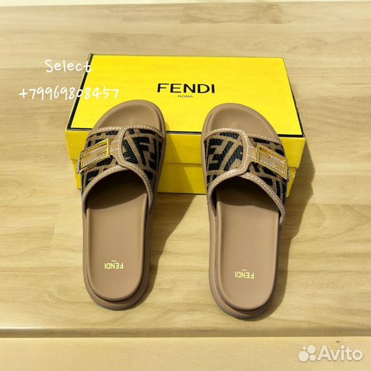 Сандалии fendi