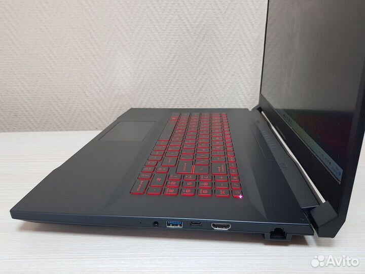 Ноутбук игровой MSI на Core i5-11400H с RTX