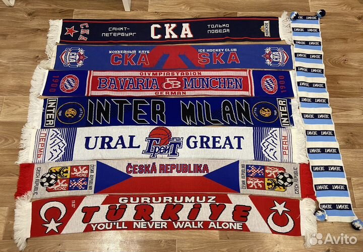 Футбольные и хоккейные шарфы