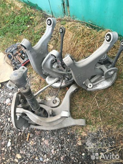 Ауди А5 Audi A4 задний правый кулак