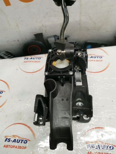 Кулиса МКПП Ford Focus 3 хетчбэк 1.6 pnda 2012