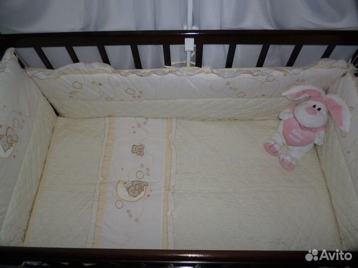 Набор постельного белья в детскую кроватку