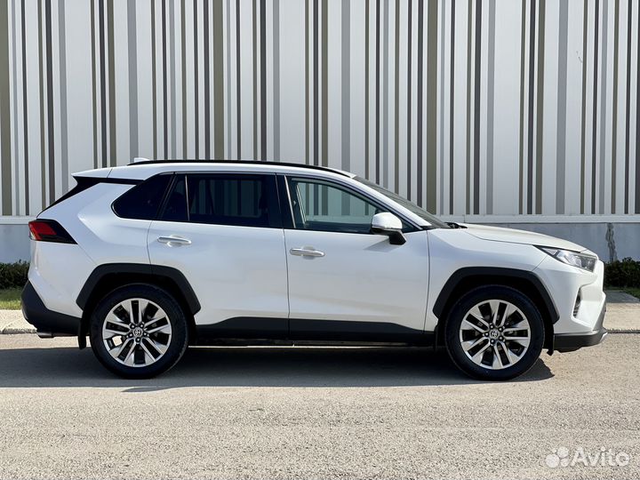 Toyota RAV4 2.0 CVT, 2019, 42 000 км