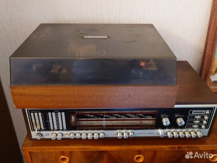 Проигрыватель винила Melodija 104 и усилитель