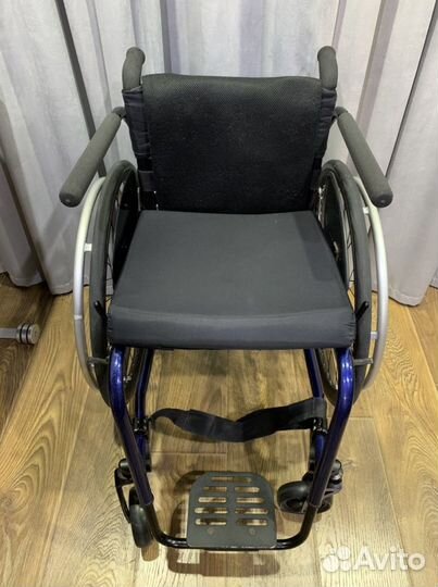 Коляска инвалидная