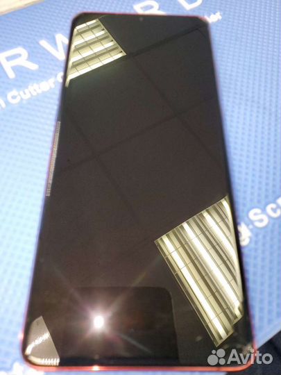 Замена дисплея/стекла Samsung/iPhone