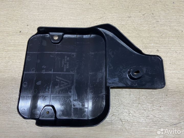 Накладка усилителя звука Toyota Camry 75