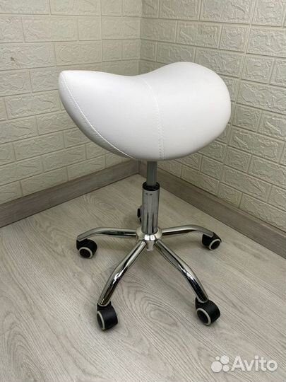 Стулья седло на колесиках