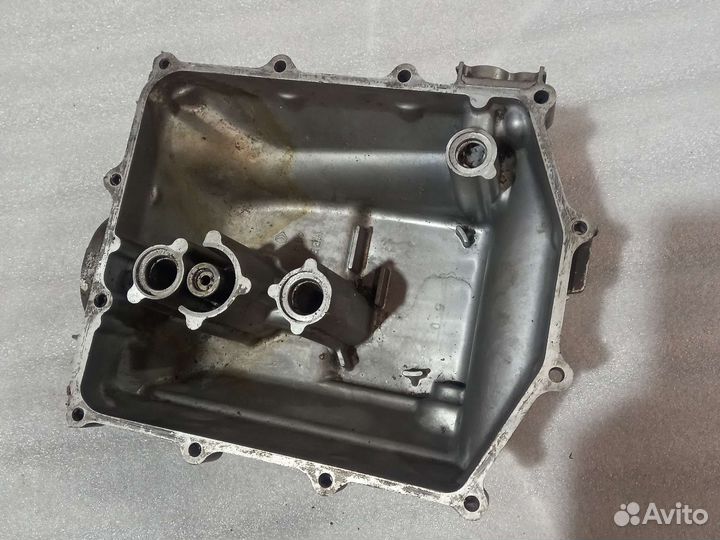 Поддон Honda VTR1000F