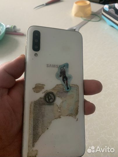 Поодам samsung A70