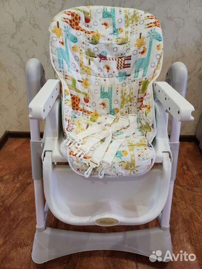 Стульчик для кормления Happy Baby William Classic