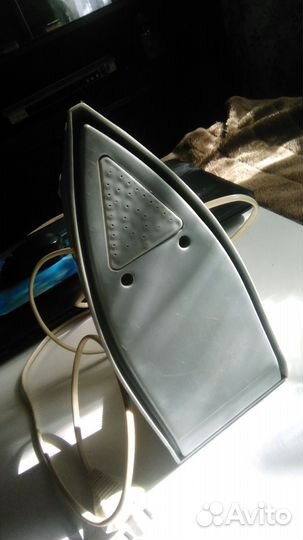 Утюг паровой