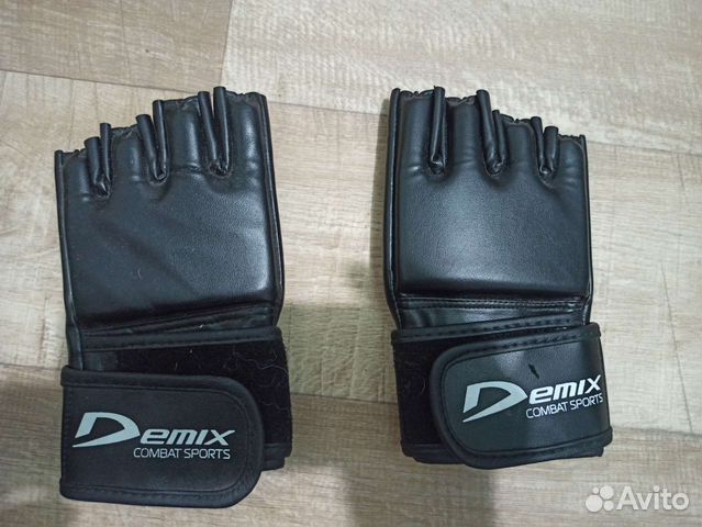 Перчатки для смешаных единаборств