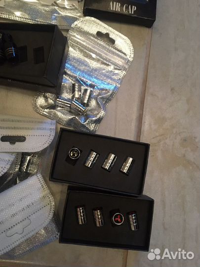 Колпачки на нипель новые на многие марки авто