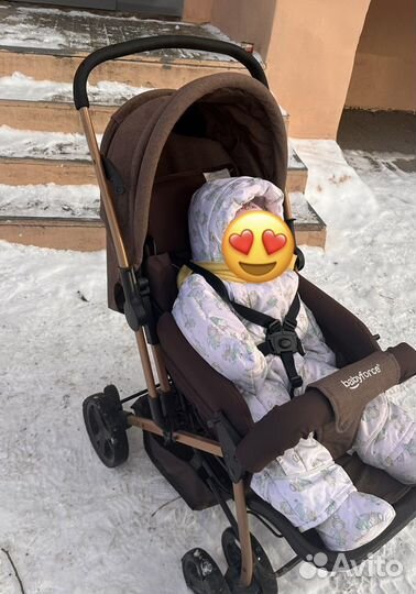 Коляска прогулочная