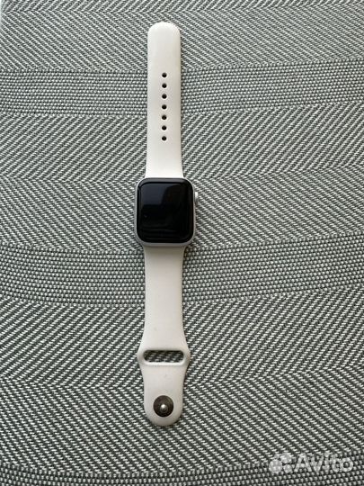 Часы apple watch 4 40 mm