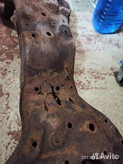 Подрамник mitsubishi outlander xl 3.0 2008 год