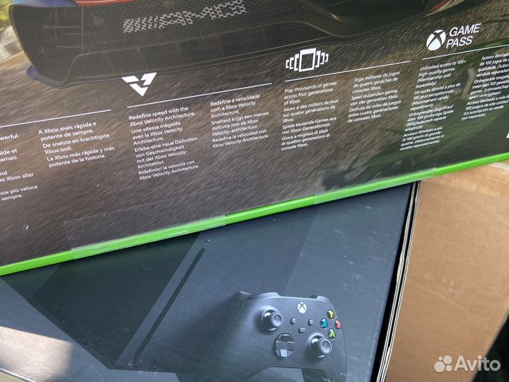 Игровая консоль xbox series X новая без геймпада
