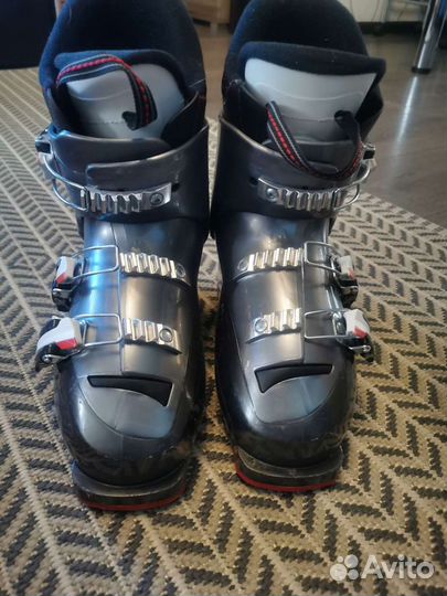 Горнолыжные ботинки детские
