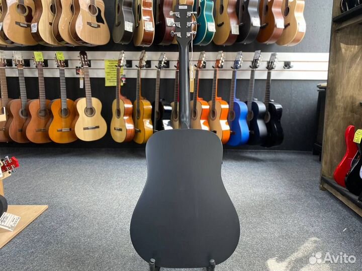 Гитара электроакустическая
