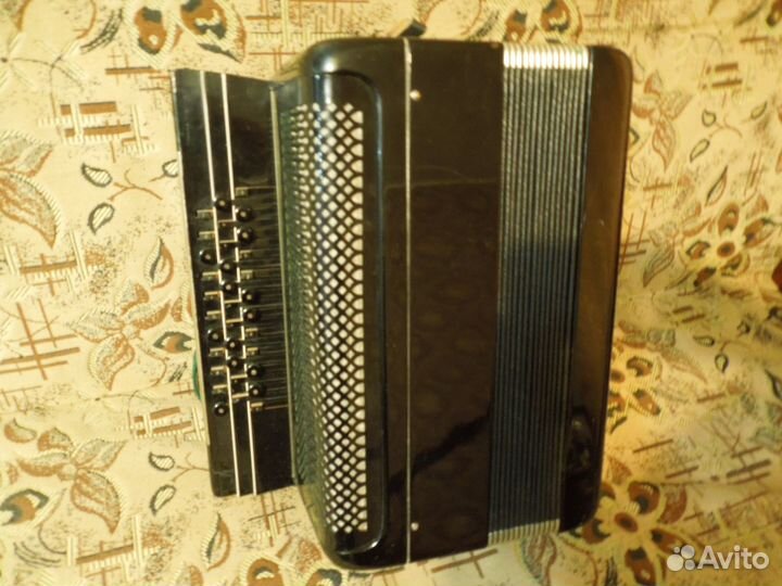 Концертный оркестровый баян бас