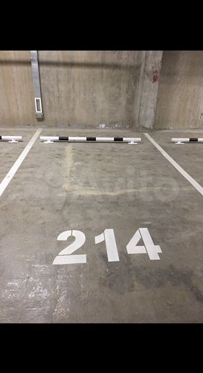 Машиноместо, 15 м²