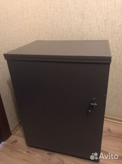 Швейная машина Чайка 142м