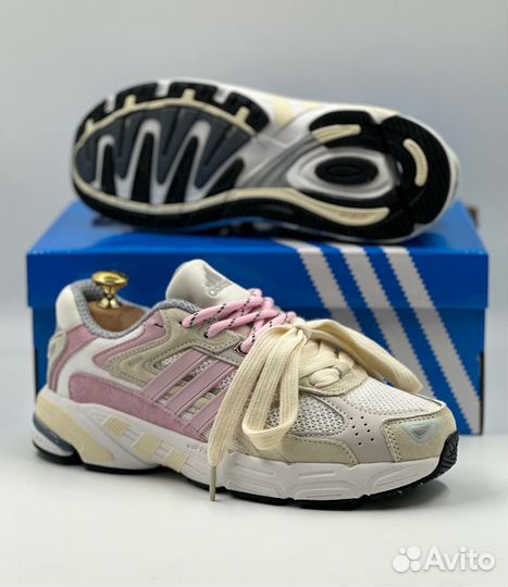 Женские Кроссовки