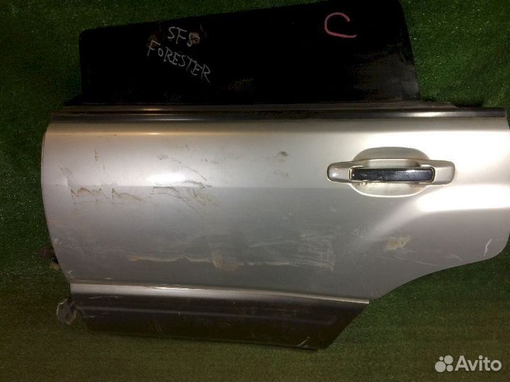 Дверь задняя левая Subaru Forester SF5 Серебро вмя