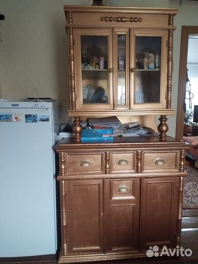 Старинный буфет