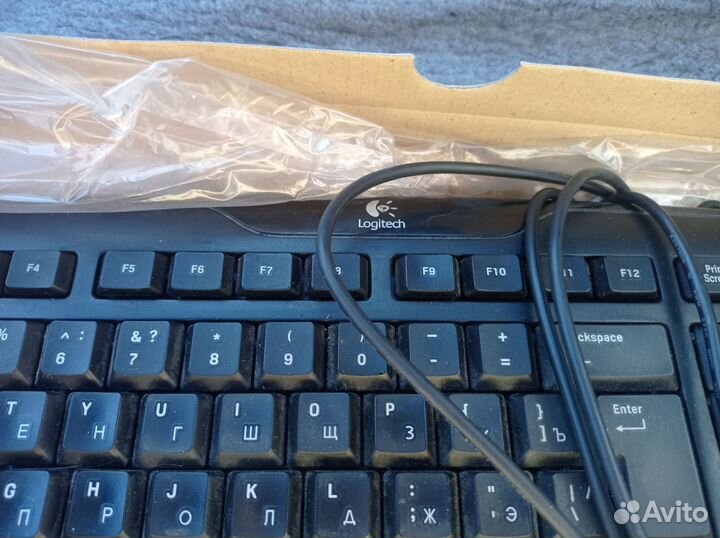 Игровая клавиатура logitech