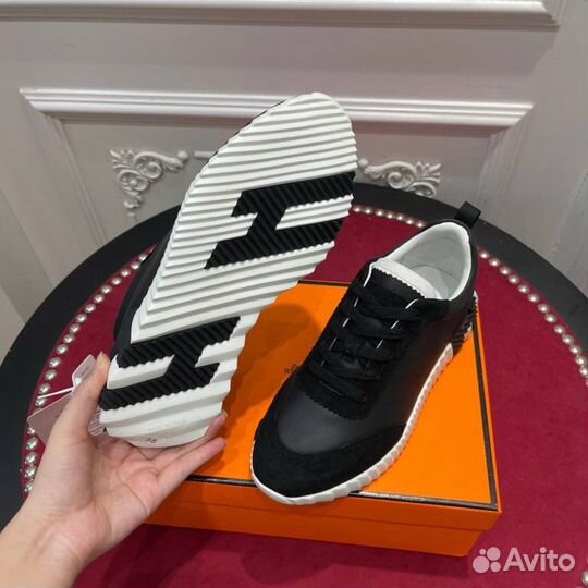 Кроссовки hermes