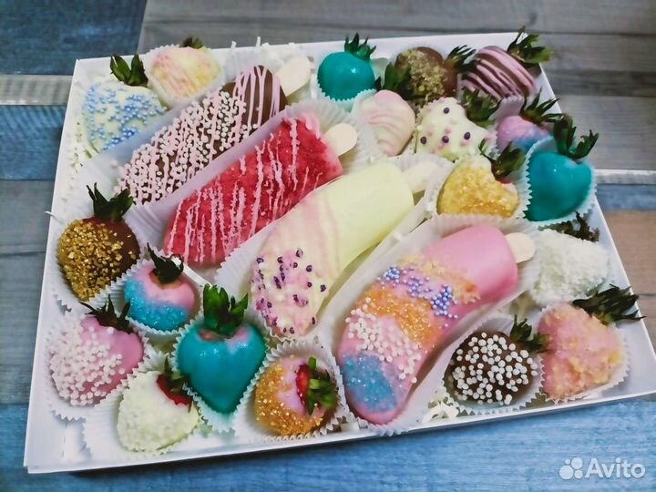 Шоконабор бананы и клубника