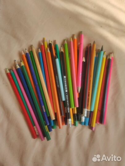Цветные карандаши