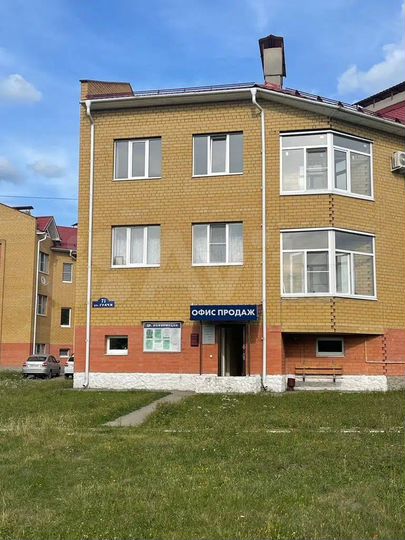 2-к. квартира, 65,6 м², 1/3 эт.